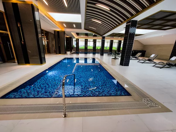 Бассейн в санатории «Источник» в г. Кисловодске - фотография