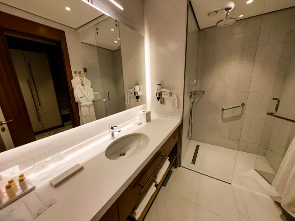 Номер «Делюкс» в санатории «Источник» в г. Кисловодске - фотография