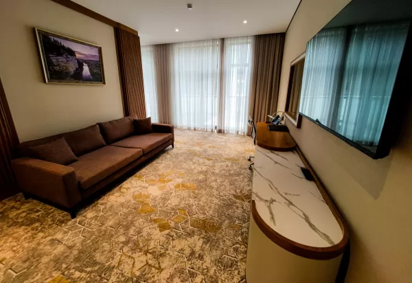 Номер «Делюкс Премьер» в санатории «Источник» в г. Кисловодске - фотография