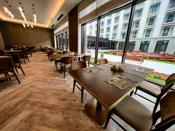 Обеденный зал в санатории «Источник» в г. Кисловодске - фотография