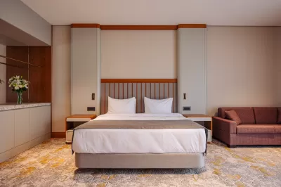 Номер «Делюкс» в санатории Источник в городе Кисловодск - фотография