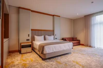 Номер «Делюкс» в санатории Источник в городе Кисловодск - фотография