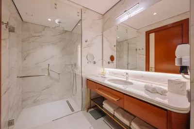 Номер «Делюкс Элегант DBL» в санатории Источник в городе Кисловодск - фотография