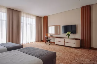 Номер «Делюкс Элегант TWIN» в санатории Источник в городе Кисловодск - фотография