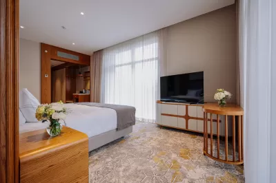 Номер «Делюкс Премьер» в санатории Источник в городе Кисловодск - фотография