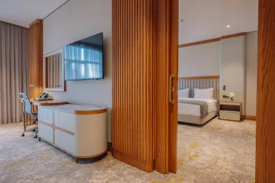 Номер «Люкс» в санатории Источник в городе Кисловодск - фотография