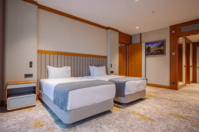 Номер «Люкс Семейный» в санатории Источник в городе Кисловодск - фотография