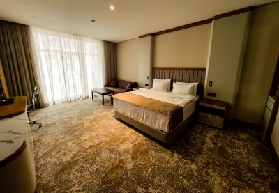 Номер «Люкс» в санатории «Источник» в г. Кисловодске - фотография