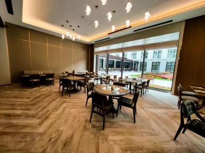 Обеденный зал в санатории «Источник» в г. Кисловодске - фотография