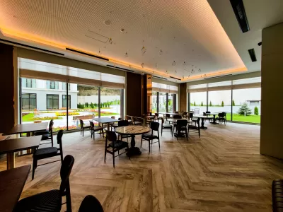 Обеденный зал в санатории «Источник» в г. Кисловодске - фотография